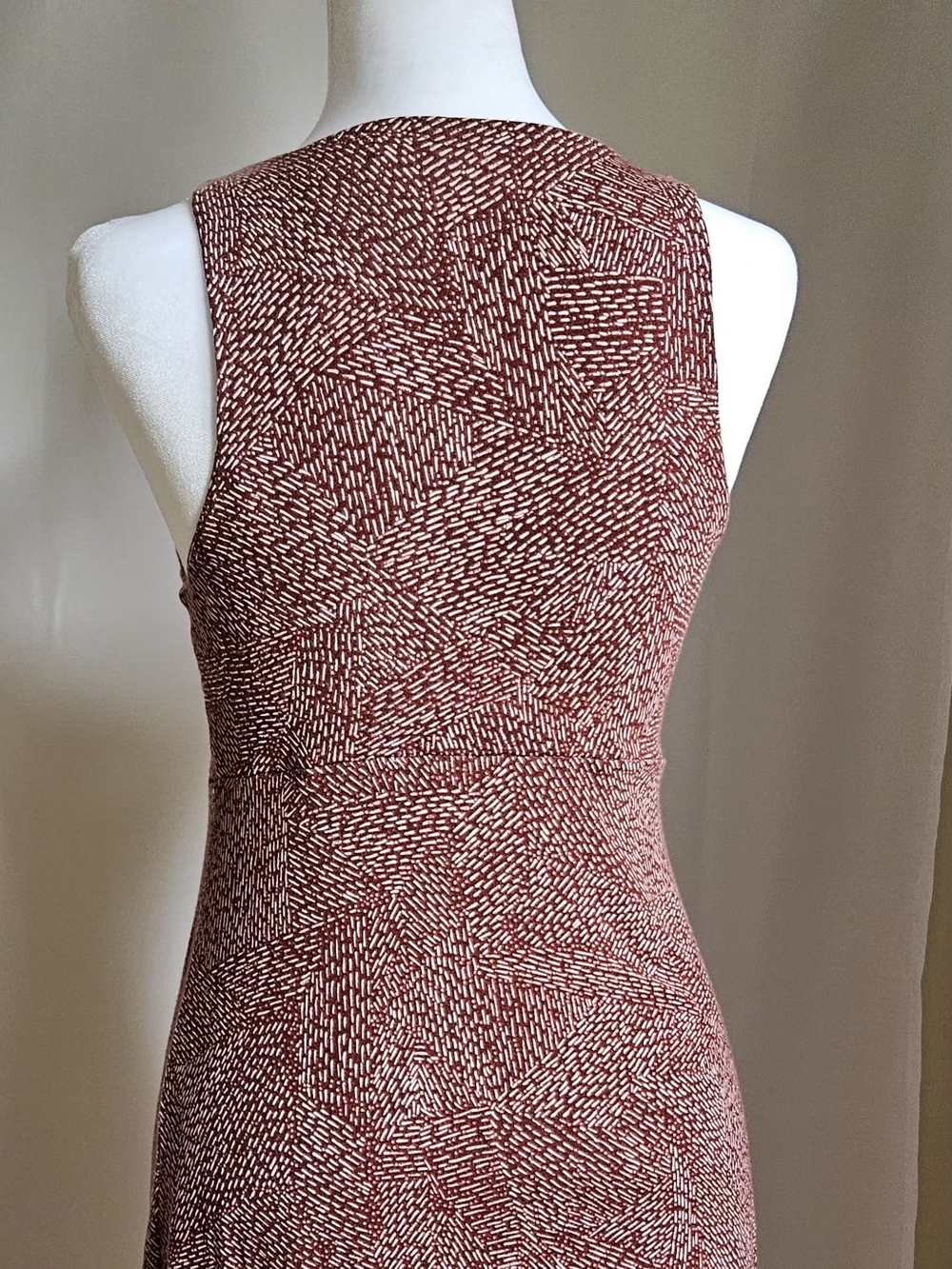 ATHLETA XS Maroon White Dash Print Modal Blend Sleeveless Shift Dress Soft Stre - Picture 6 of 12